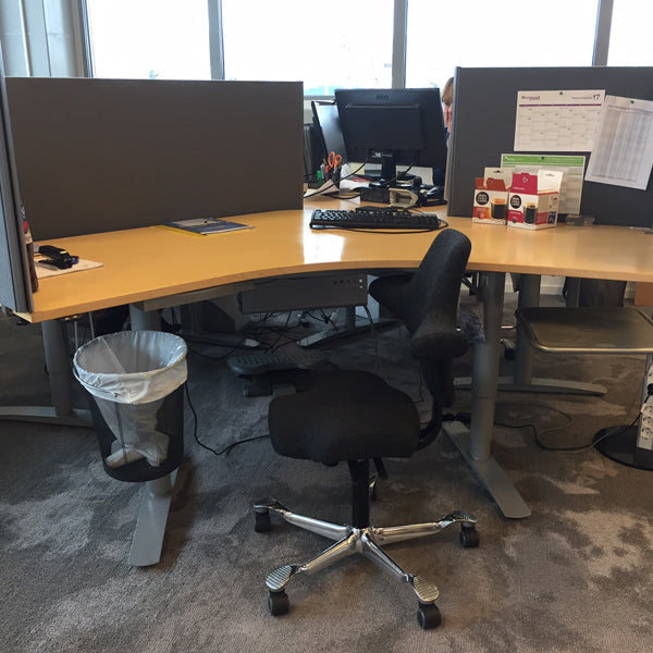 Skillevegg bord grå H56 B76 EFG