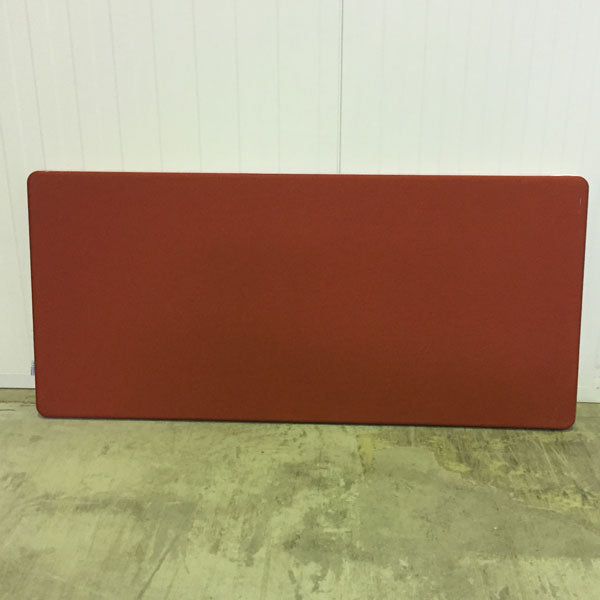 Skillevegg bord rød H65 B140 Glimarka