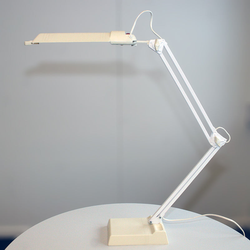Bordlampe hvit Lival Asymmetria