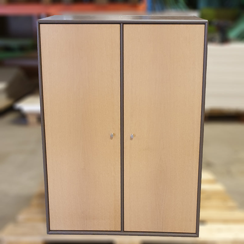 Skap 3P brunt eik slagdører Montana 82 x 39 x 105