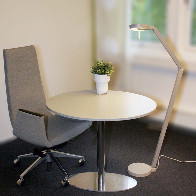 Gulvlampe grå Wästberg CKR W081 grå LED