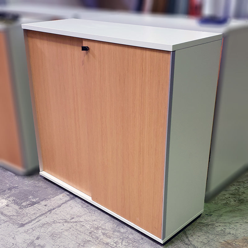 Skap 3P grå eik skyvedører Horreds 120 x 44 x 114