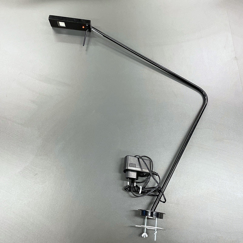 Bordlampe sort Luxo Ninety LED