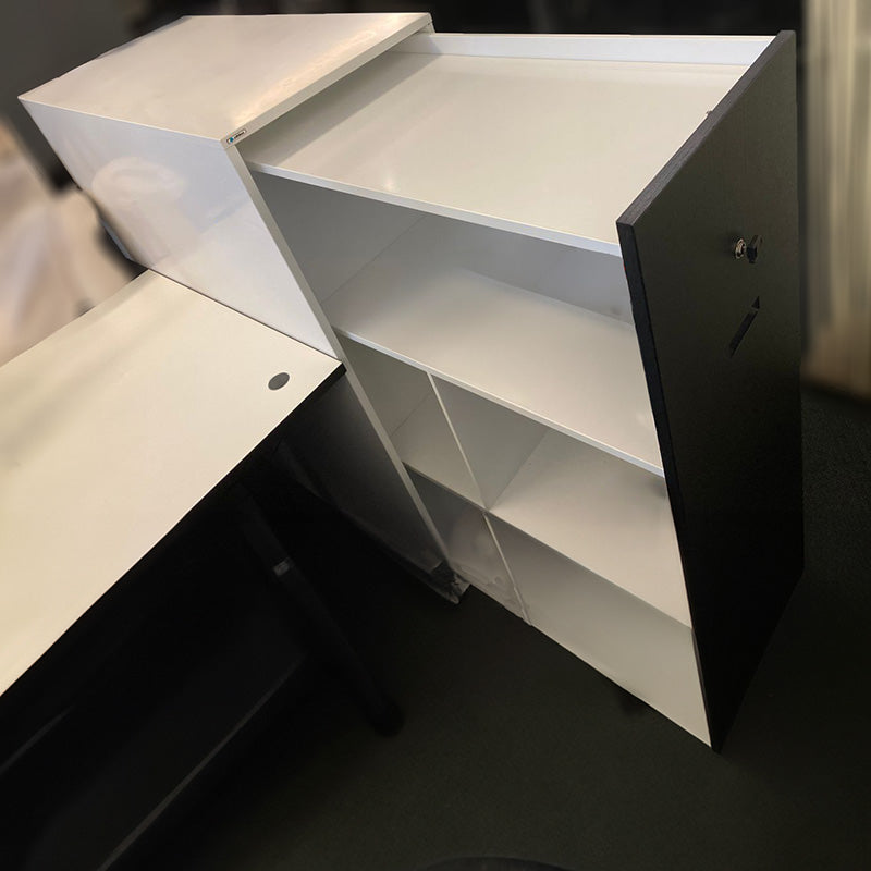 Tårnskap 3P hvit med sort front høyre Edsbyn H117 D80 B42