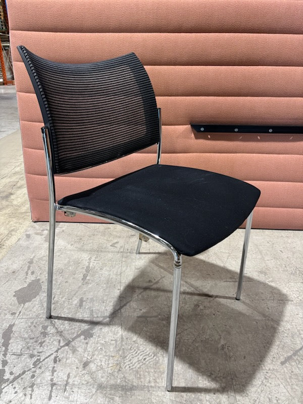 Konferansestol sort krom understell stablebar