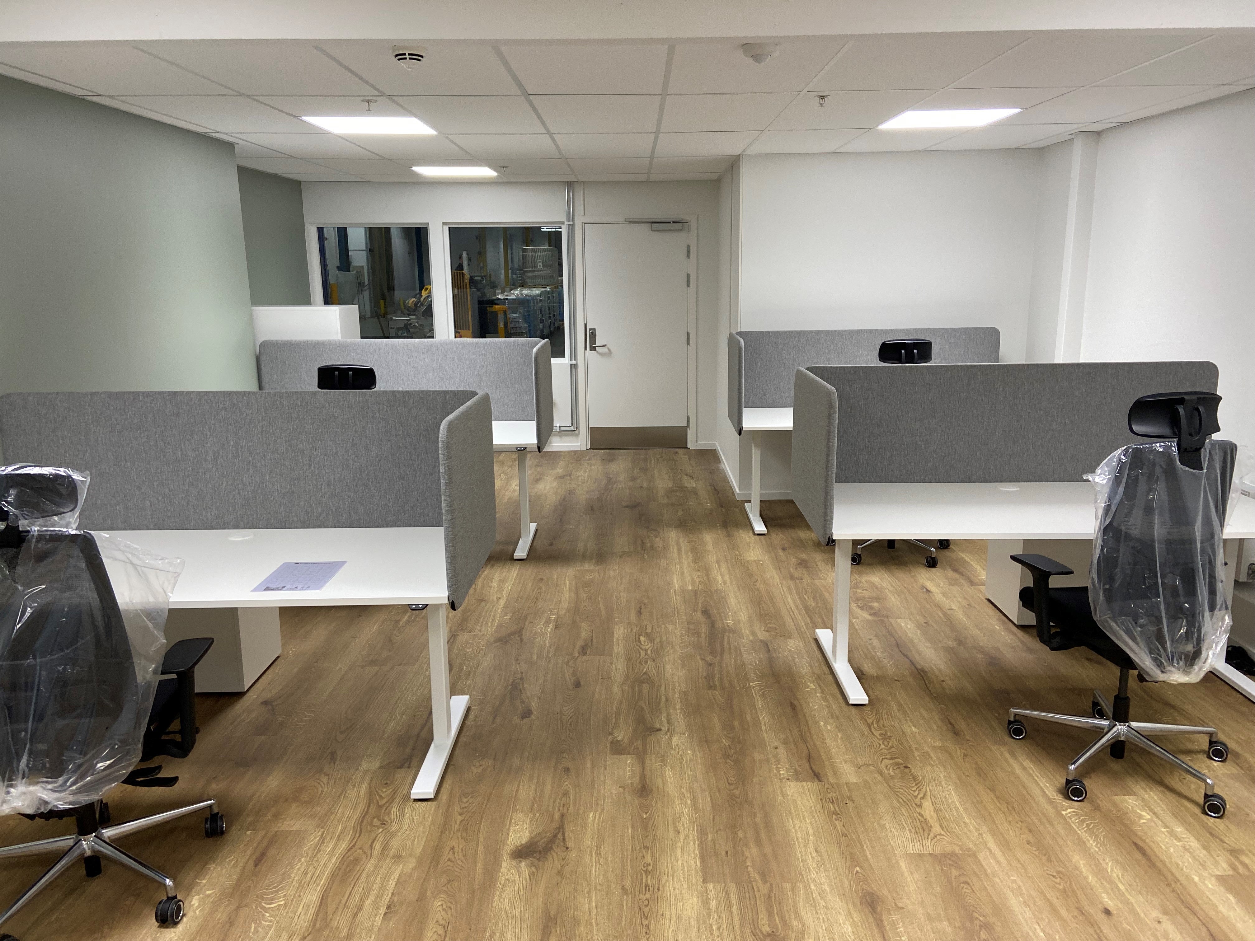 Skillevegg bord grå H53 B80 KK