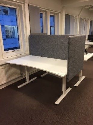 Skillevegg bord grå  H75 B80 EFG