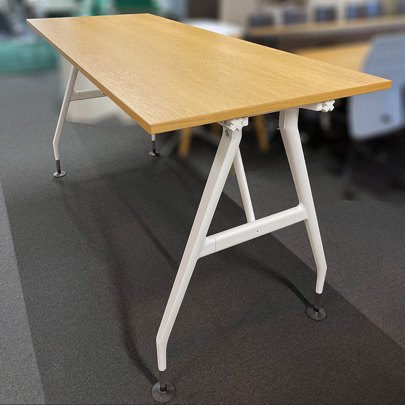 Ståbord eik 200 x 80 x 103 cm Vitra Ad Hoc eik hvitt understell