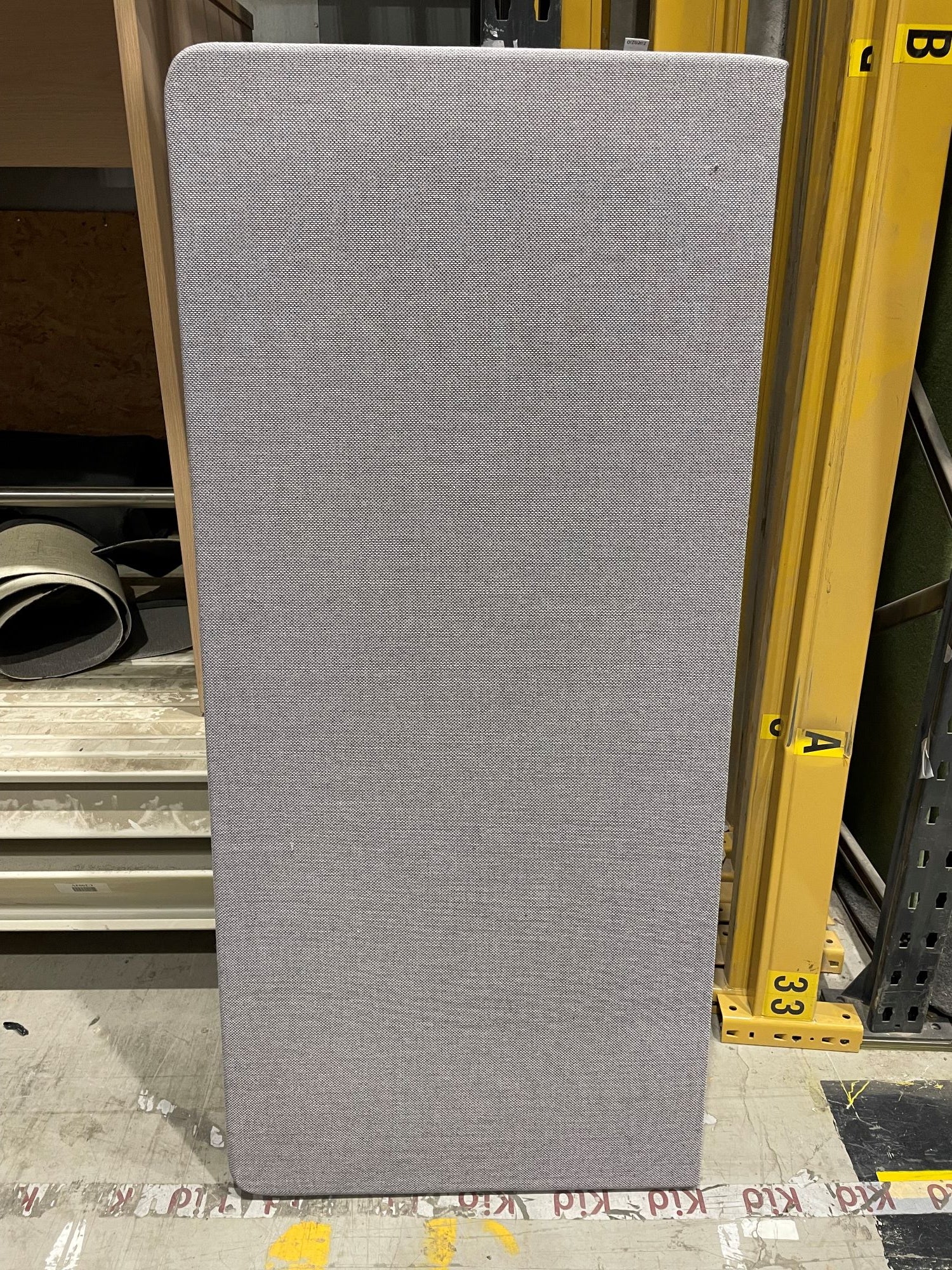 Skillevegg bord gråmelert H65 B140 Zilenzio