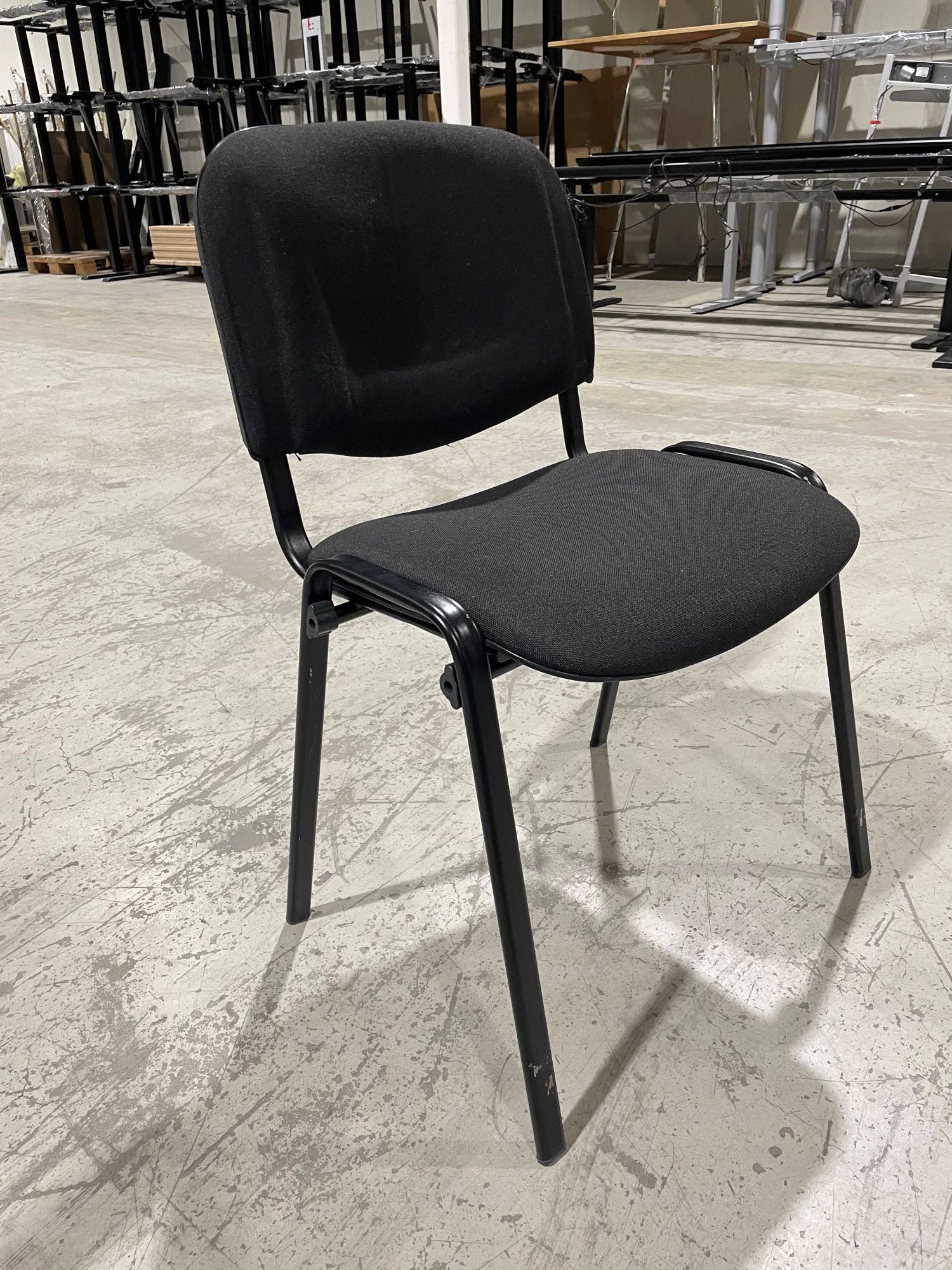 Konferansestol sort Iso sorte ben