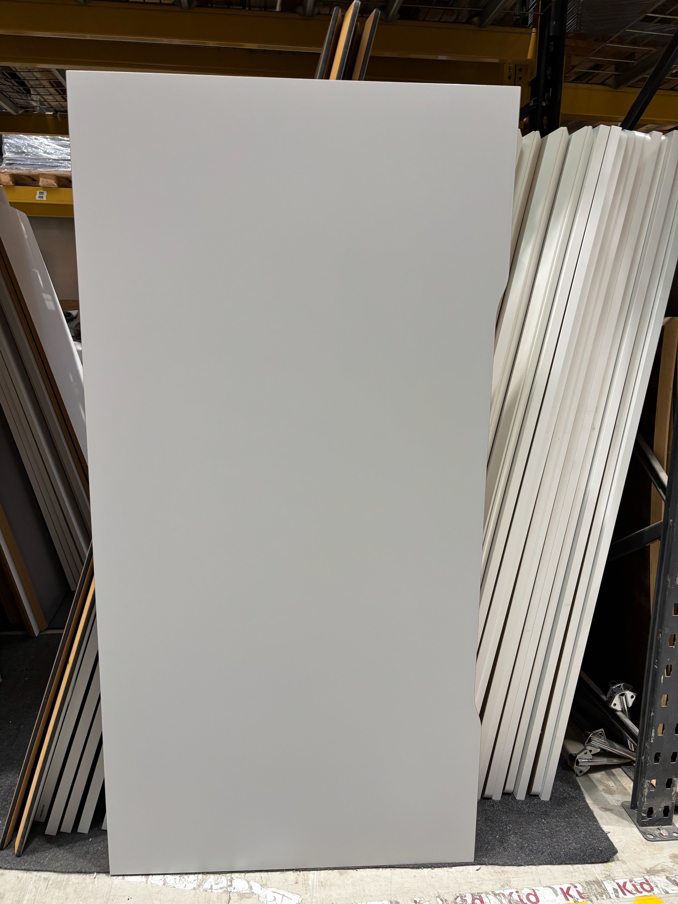 Plate lys grå 160 x 80 magebue liten bøk kant