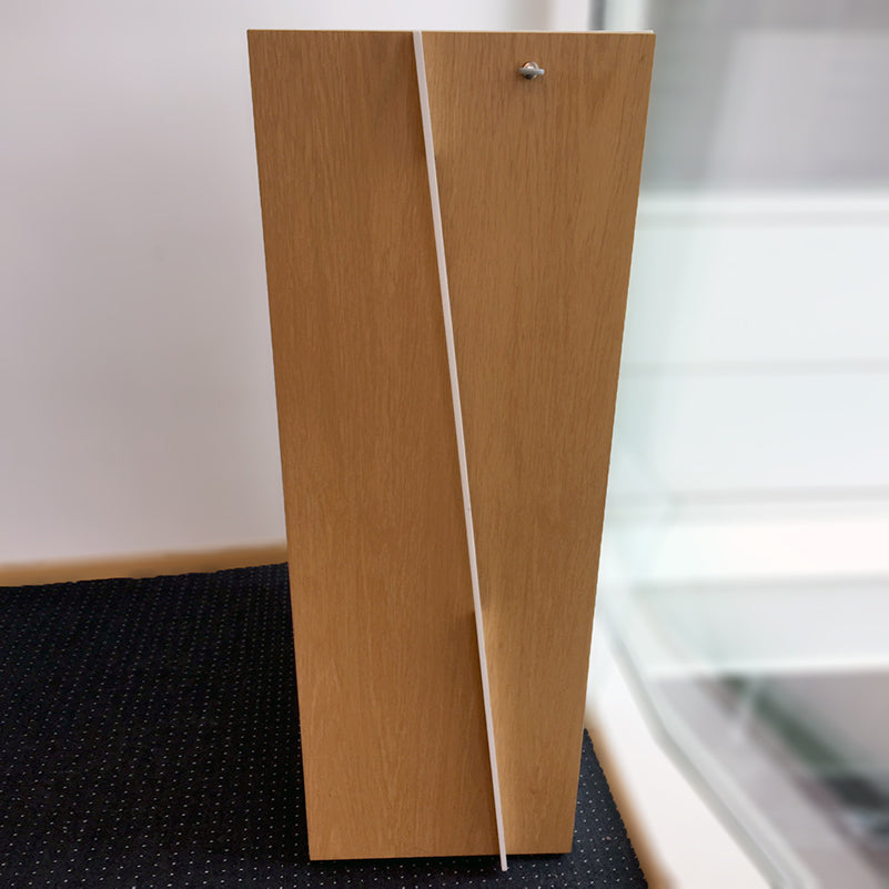 Tårnskap, 3P hvitt skrog m eik front 120x80x40 Høyre