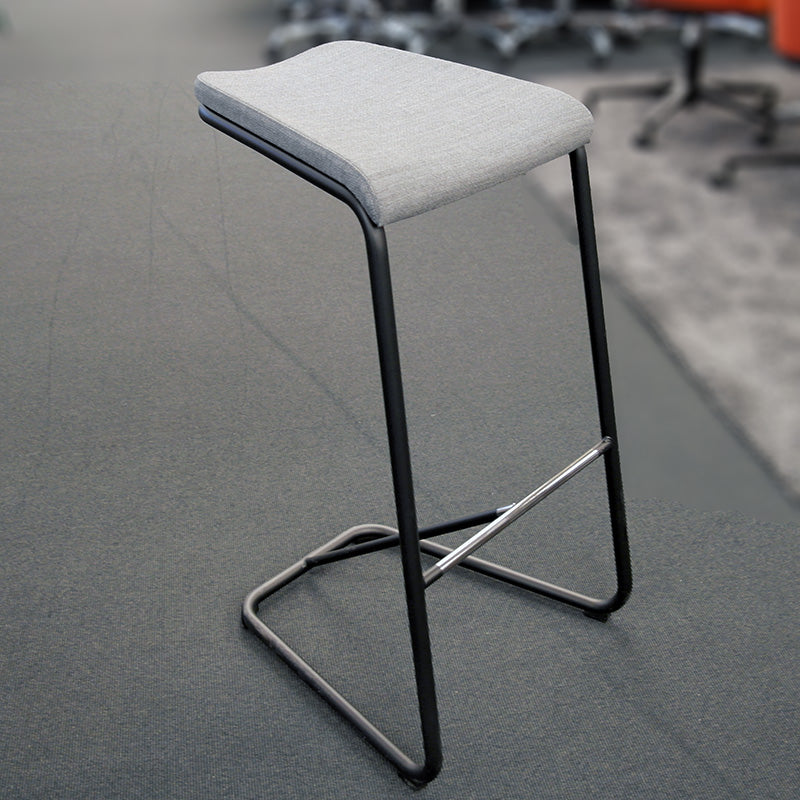 Barkrakk grå Lammhults Add 78 sort understell H 78 cm