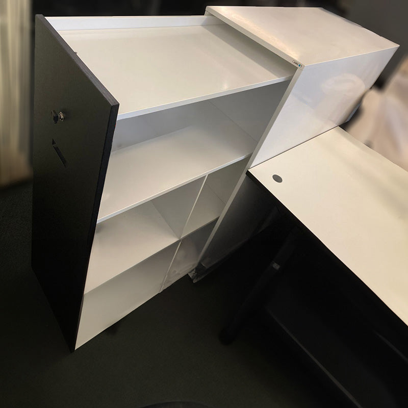 Tårnskap 3P hvitt med sort front Edsbyn venstre 117x80x42