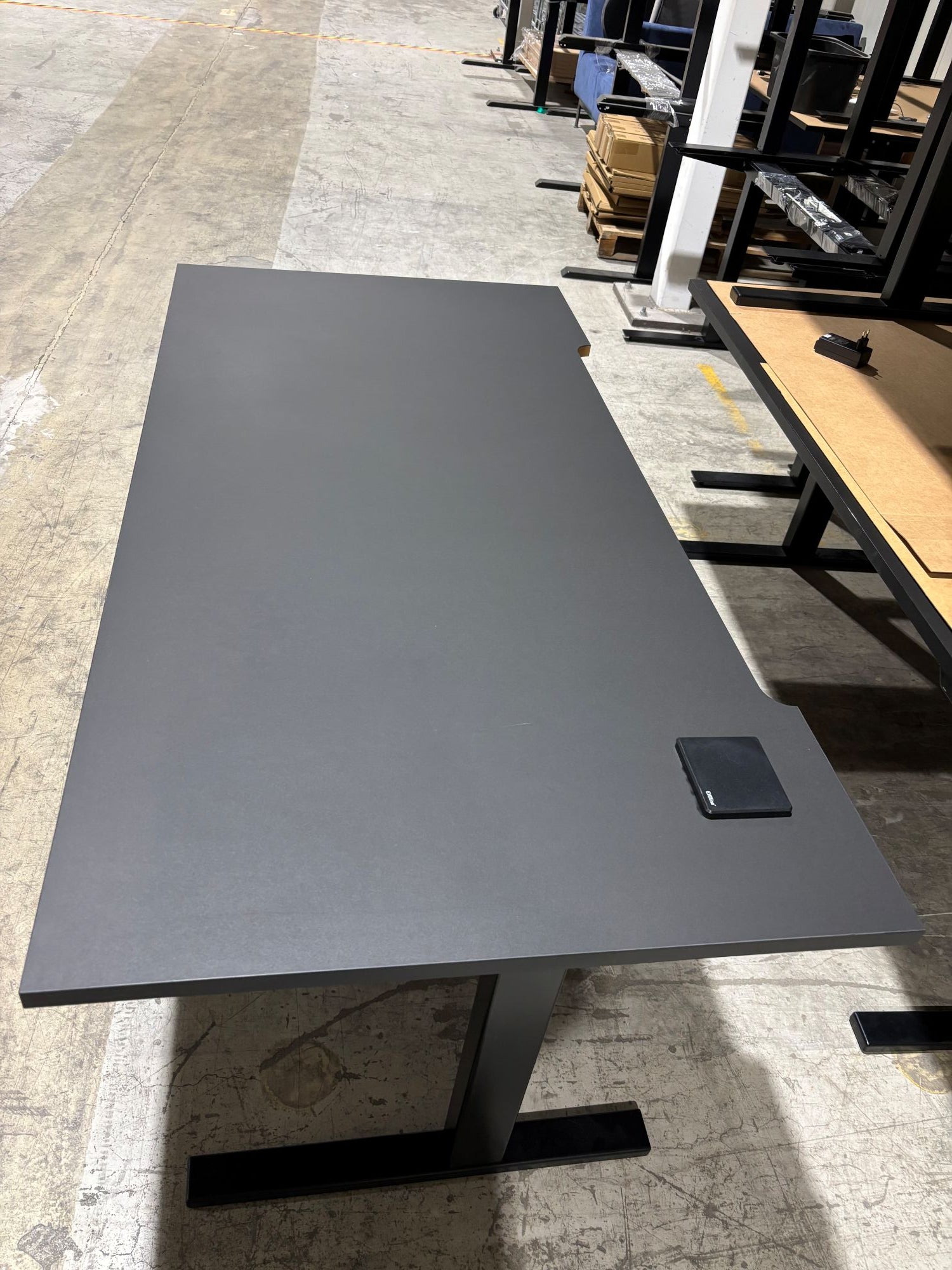 Skrivebord komplett sort D80 B160 sort elektrisk hev/senk understell