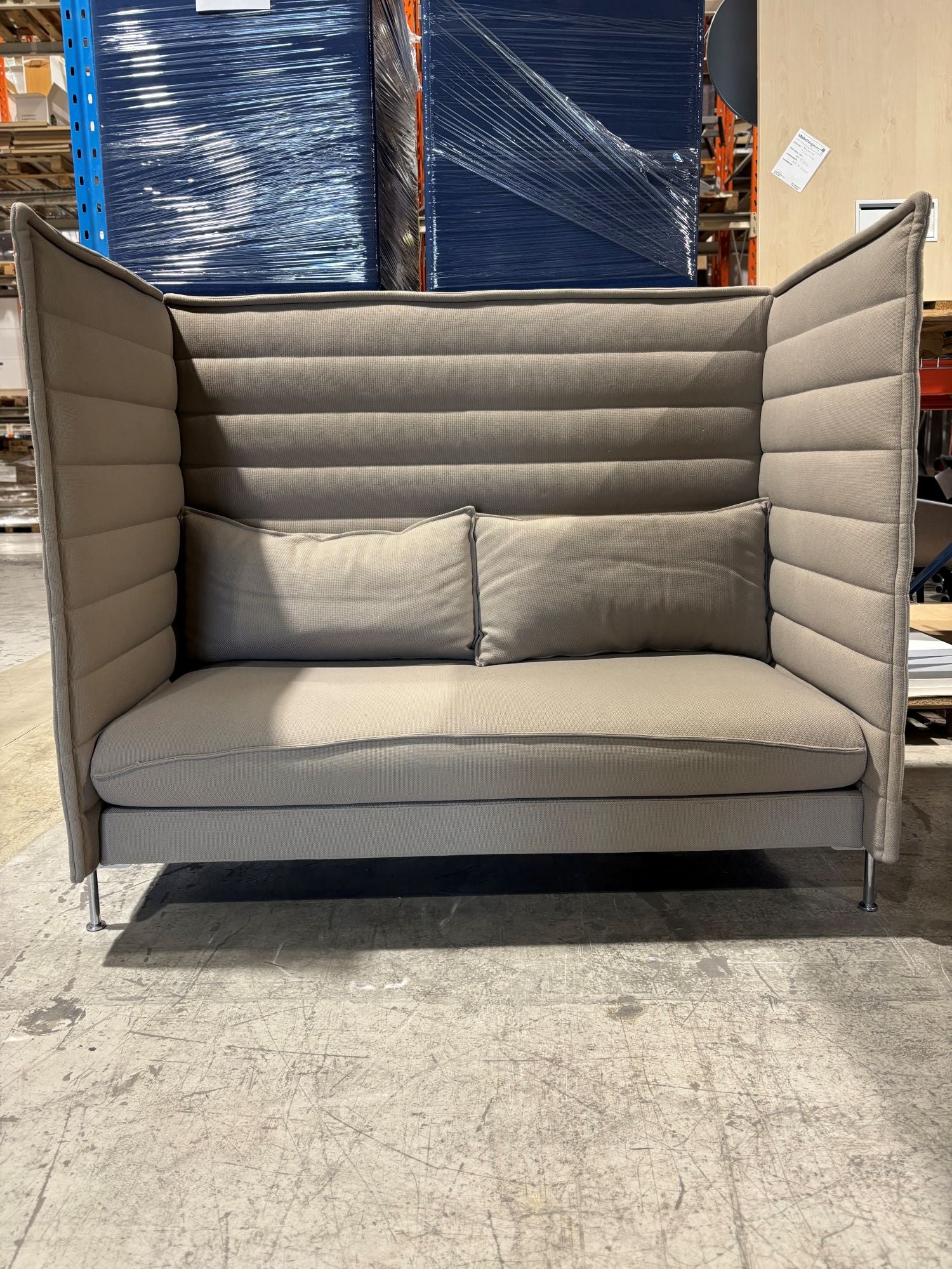 Alkove sandfarget Vitra