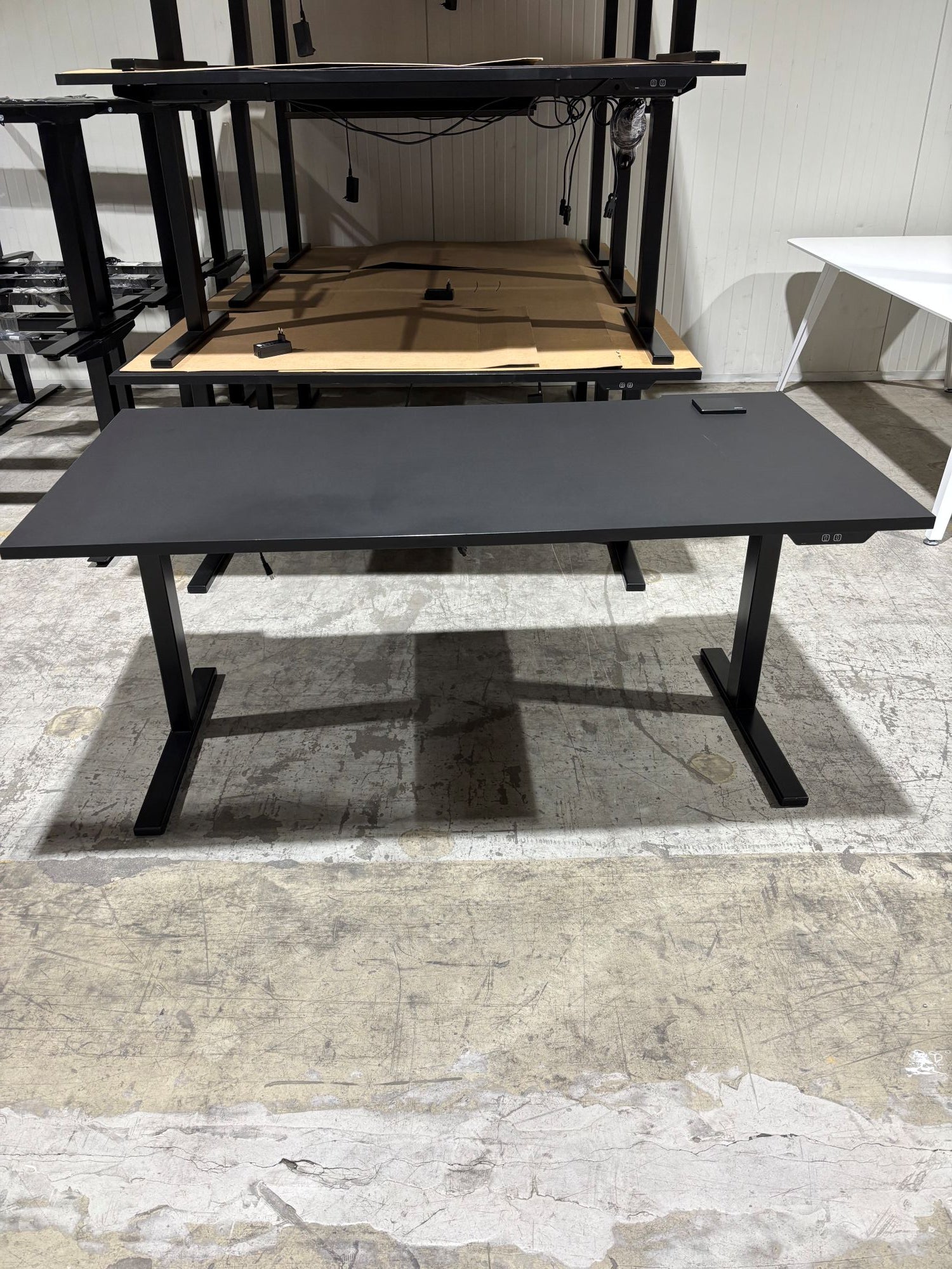 Skrivebord komplett sort D80 B160 sort elektrisk hev/senk understell