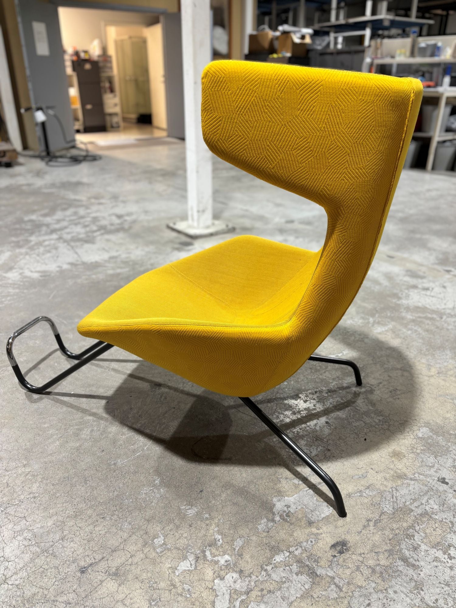 Loungestol gul Moroso Take a Line For A Walk