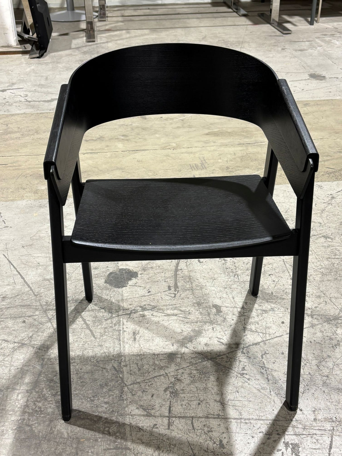 Konferansestol sort Muuto Cover