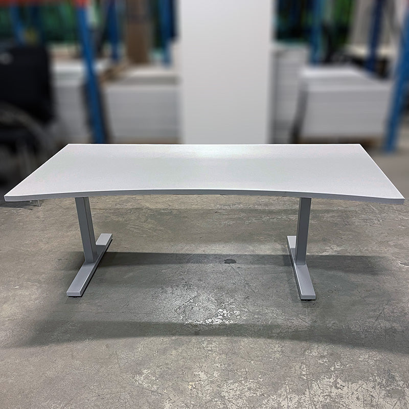 Plate lys grå 160 x 90 x 80 cm magebue