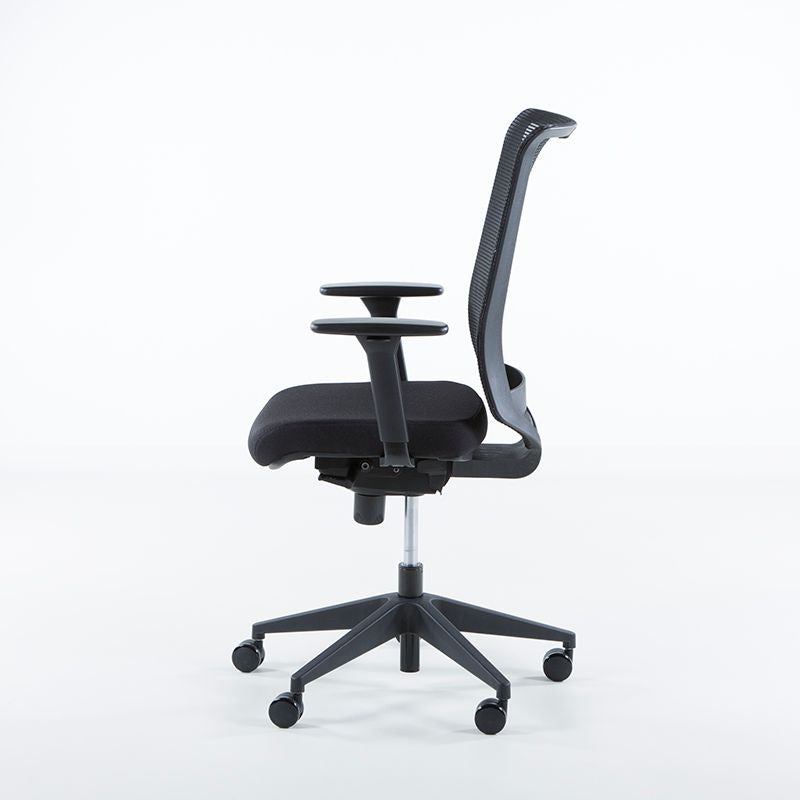 Kontorstol sort mesh UNNI 16