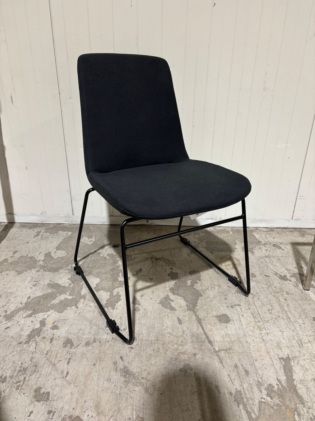Konferansestol sort sort meieunderstell
