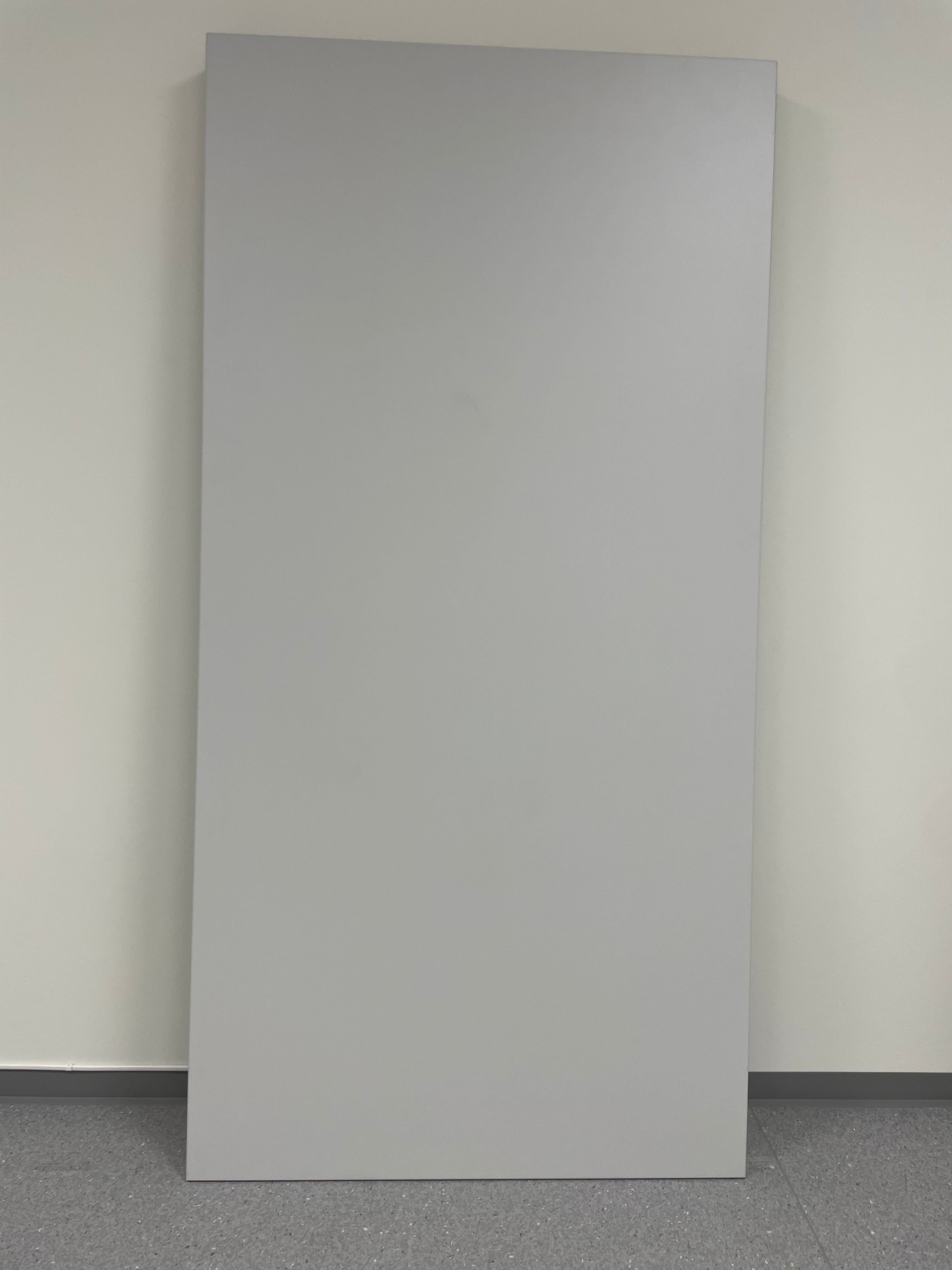 Plate lys grå 120 x 80 cm