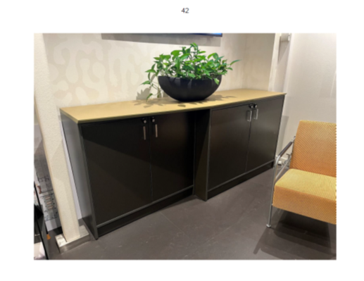 Skap 2P sort  slagdør 220 x 61 x 94 grønn topplate