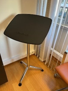 Talerstol, høyderegulerbart bord plate sort nano laminat